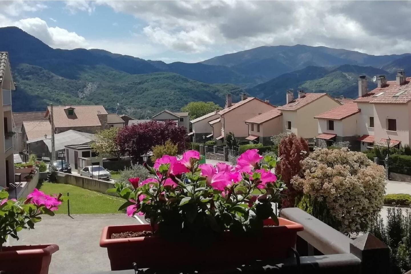 Duplex La Valle Ordesaainsa Laspuña Εξωτερικό φωτογραφία